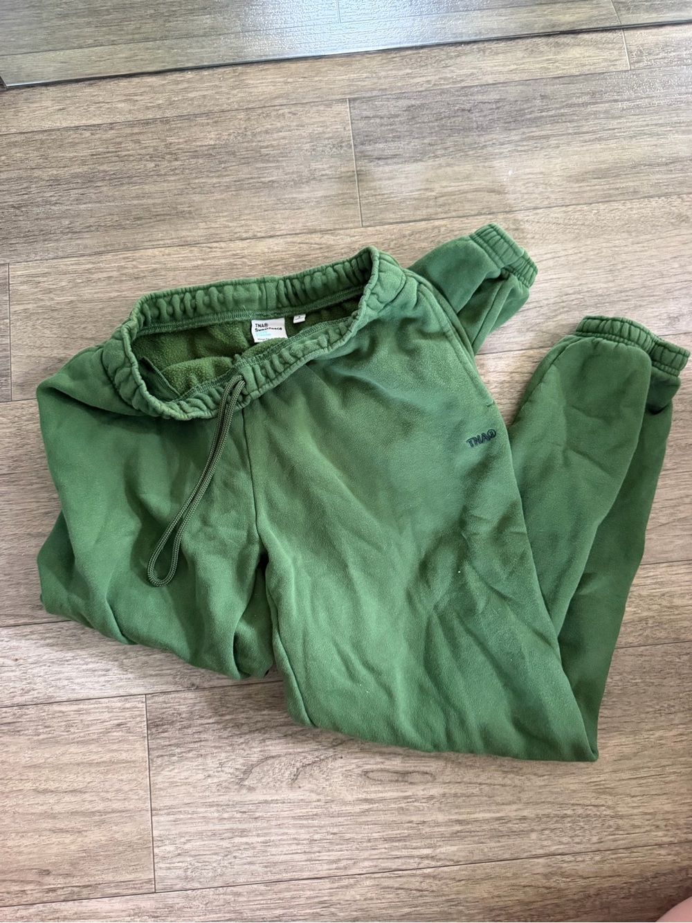 Aritzia TNA Green Mega Fit Sweatpants with Drawstring